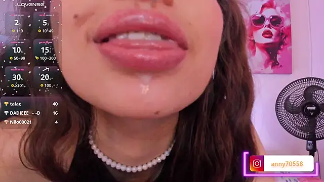 AnnyCotton webcam