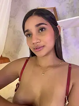 AlessiaVallmont webcam