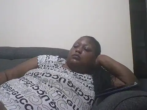 fat_ebonyqueen webcam