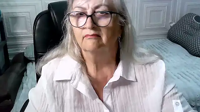 LolkaAlyss webcam