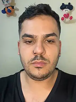 LatinBearX live sex cam