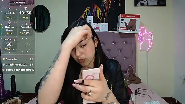 Emmie_Hot Live Web Cam Show