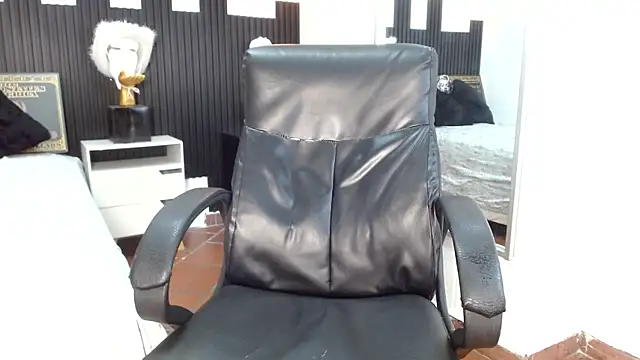 trevor_mob Live Web Cam Show