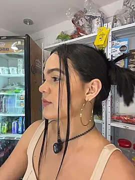 Bella-Ferrer Live Web Cam Show
