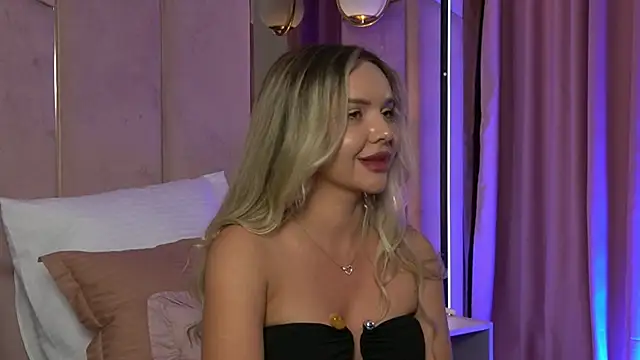 KatyaBelle webcam