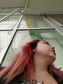 madelaine- live cam on StripChat