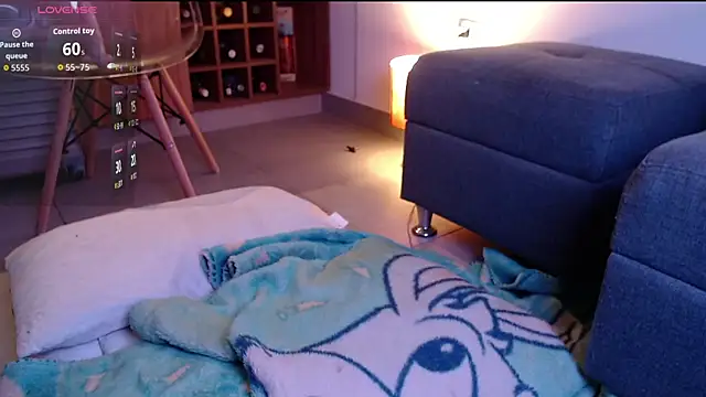MeganTB webcam