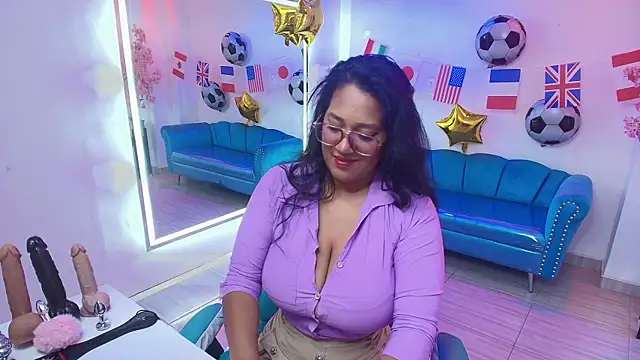 Isabella_rows live cam on StripChat