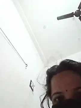 Karishma_bhabi3 webcam