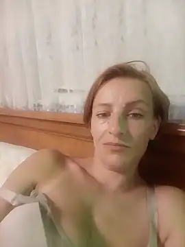AngelsKiss30 live cam on StripChat