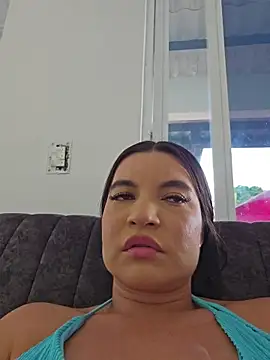 Pretty_Julieta webcam
