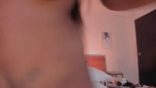 YariRose webcam