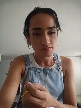 Hanna_long webcam
