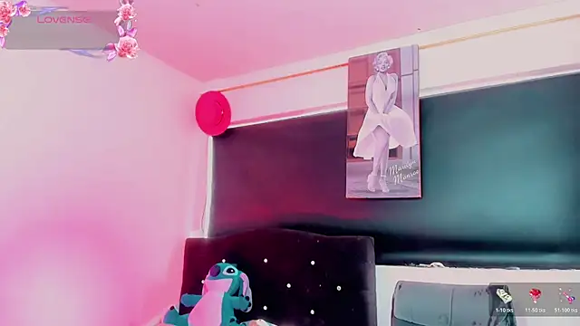 Kendall_hornyy webcam