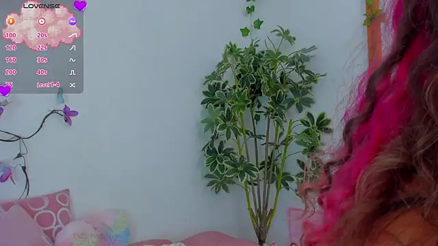 MarieTaylor_ webcam