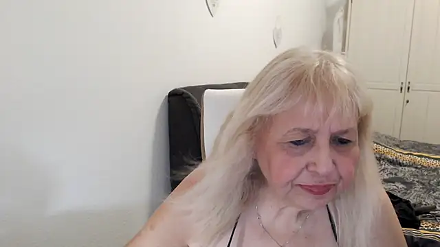 SusiLifeXXX live cam on StripChat