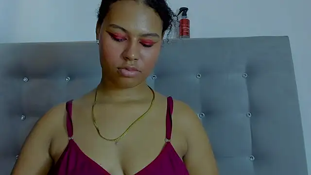 tatianasquirthot live cam on StripChat