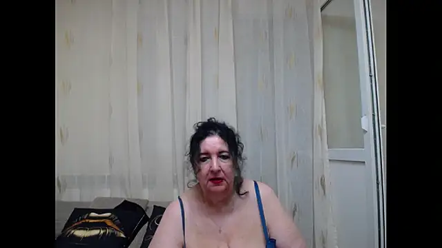 maturekorine webcam