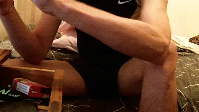 bravo23toro live cam on StripChat