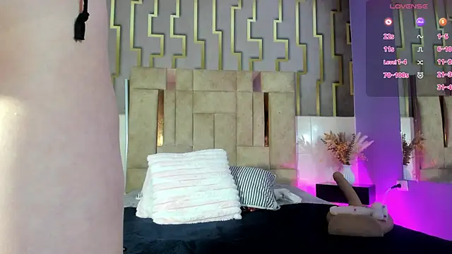samantha_dimou webcam