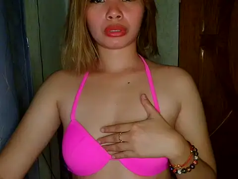 Urcutiepiebaby webcam