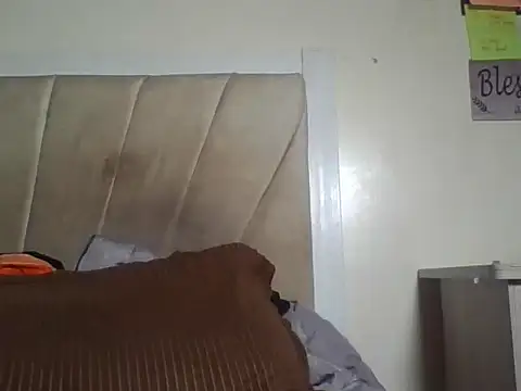 freakyboy255 live cam on StripChat