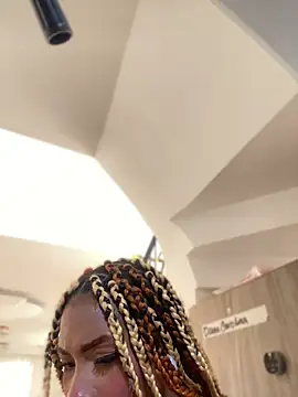 Aria_Peach_ webcam