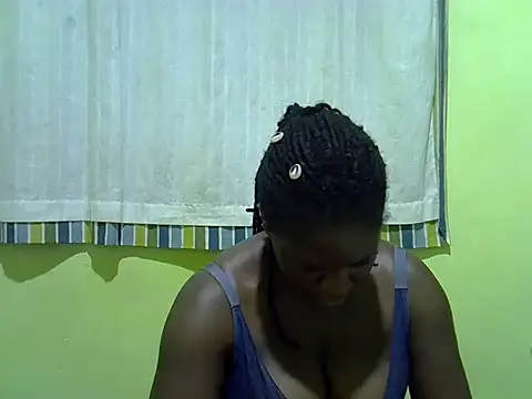 CURVY-CORAZZON webcam