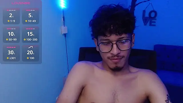 king_mathew live cam on StripChat