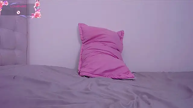Selena_G69 webcam
