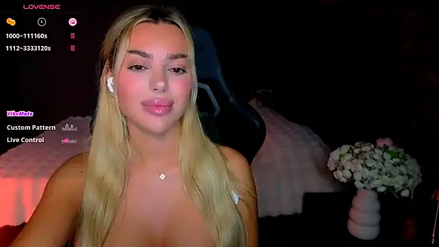 Ayla__Demir webcam
