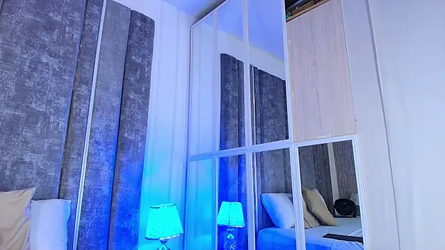 AliDiaz_ webcam