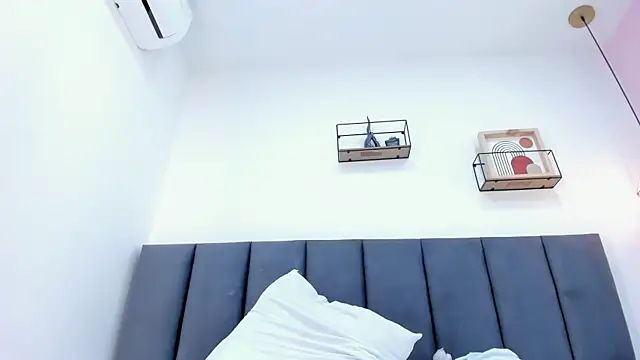 sam_doll_ webcam