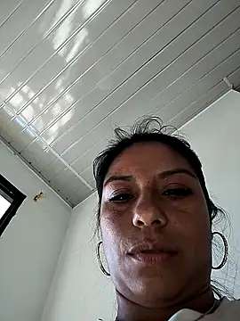 AngelicaStorms webcam