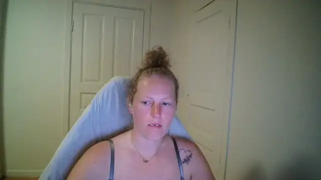 Girlnina-1995 webcam