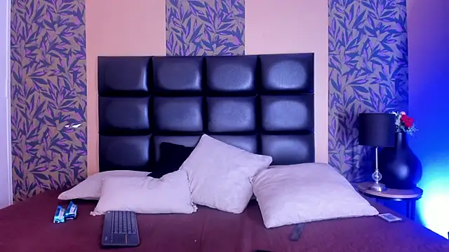 tian_sex live cam on StripChat