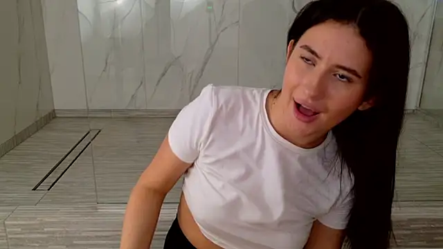 milaleoneli webcam