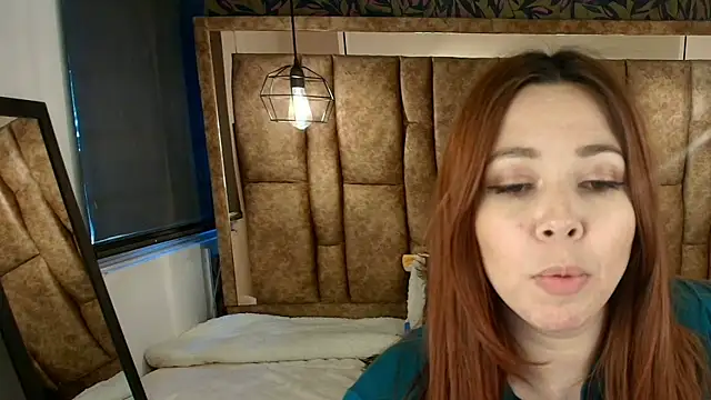 Isa_Thompson__ webcam