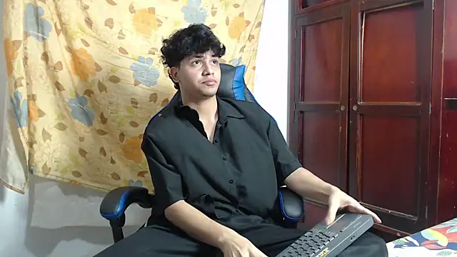 alice_julls webcam