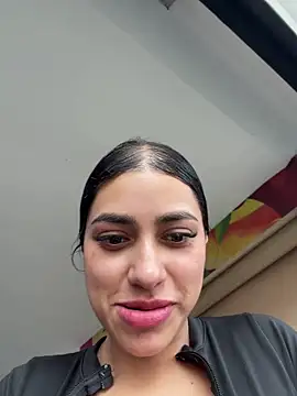 AlannaEvons webcam