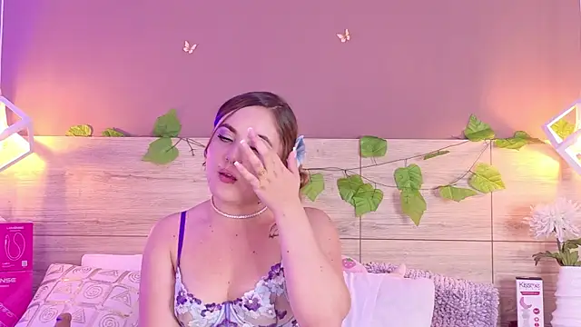 ElenaGilbert01 webcam