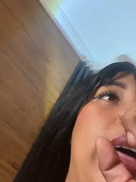 Alexia_Lerner webcam