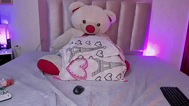 ORIANNA_21 webcam