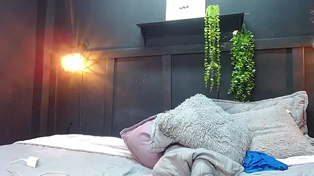 marco_monstercock live cam on StripChat