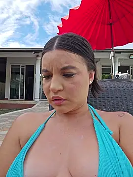 Pretty_Julieta webcam