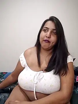 Indianplaybunnyxx webcam
