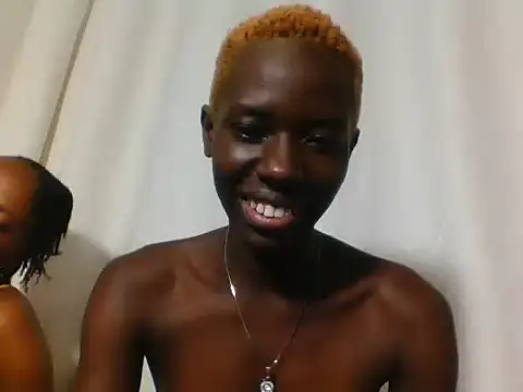 Goldy_petite webcam
