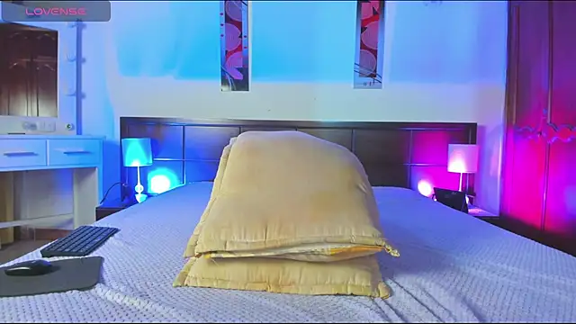 MiaMarin_hot webcam
