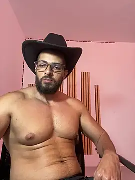 magnumchris live cam on StripChat