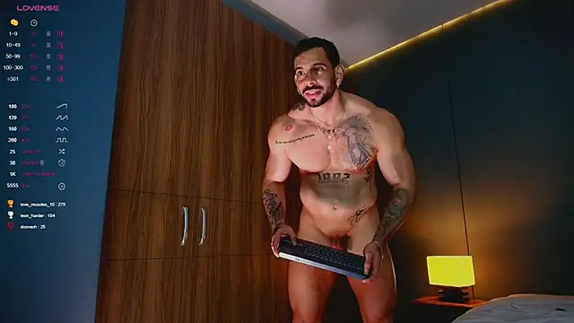 massimo_visconti Live Web Cam Show